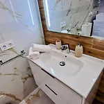 Skyview Apartamento